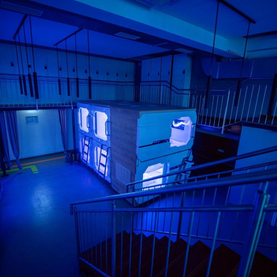 Spacehotel Карлсруэ Экстерьер фото